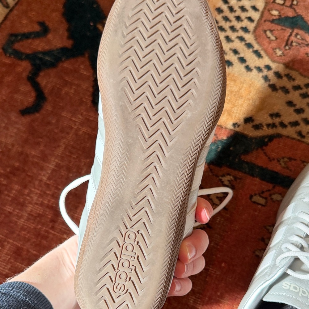adidas White Leather Trainers with Black Insole Branding - Picture 2 of 5